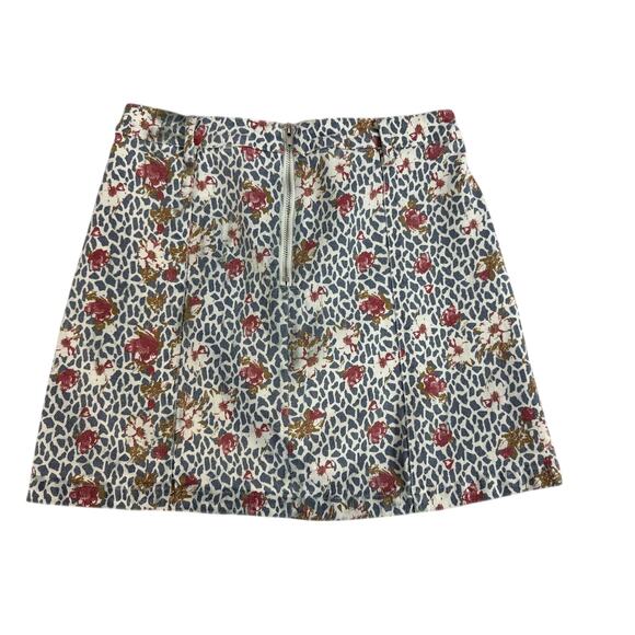 Umgee Floral Tie Front High Waisted Skirt size Large - Picture 2 of 14
